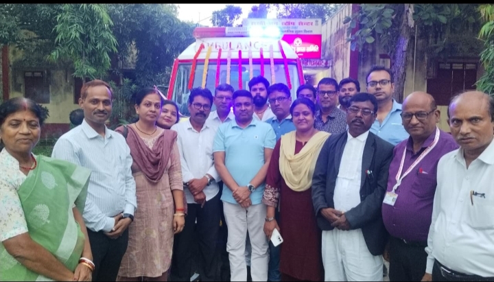 भारतीय रेड क्रॉस सोसाइटी में एसडीएम ने किया एडवांस्ड लाइफ सपोर्ट एम्बुलेंस का उद्घाटन
