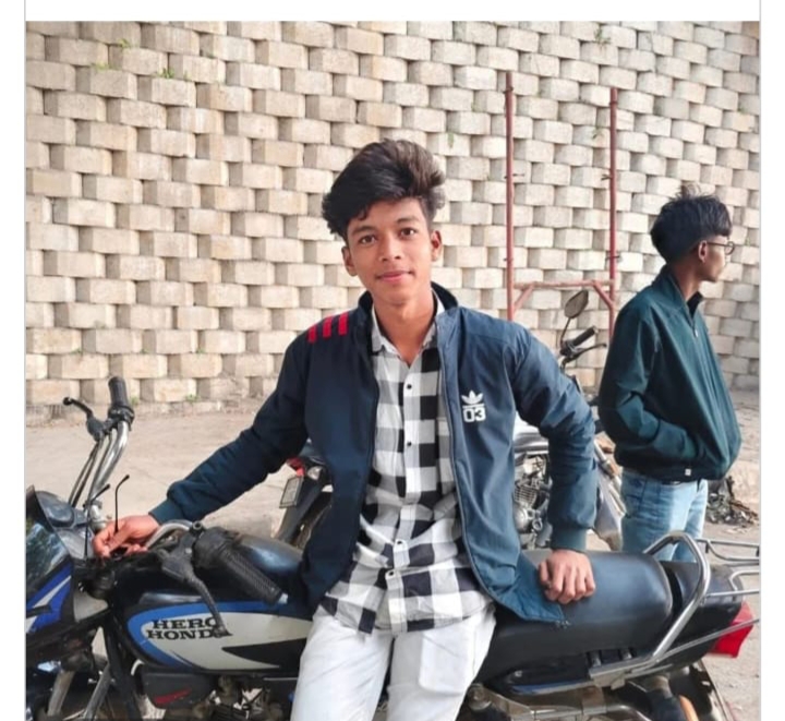 धनबाद के बगदाहा क्षेत्र का युवक हुआ लापता, परिजनों ने थाने में सूचना दे किया खोजबीन जारी।