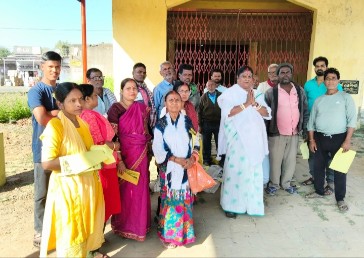 मेयर प्रत्याशी लक्ष्मी देवी ने चलाया भूली में जनसंपर्क अभियान